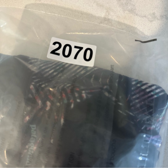 Patagonia Womens Switchback Sports Bra Cross-back Floral Gym Wear -‎ Small - Picture 10 of 10